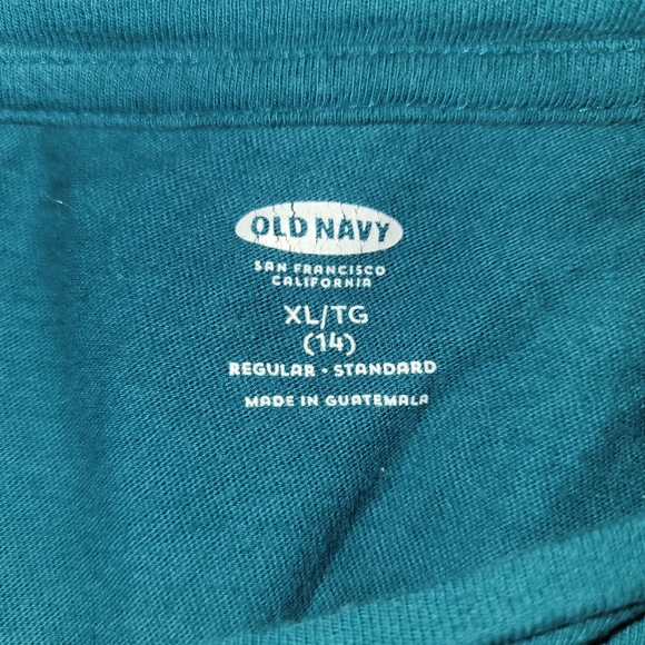 Heart of Gold t-shirt from Old Navy - Picture 2 of 2